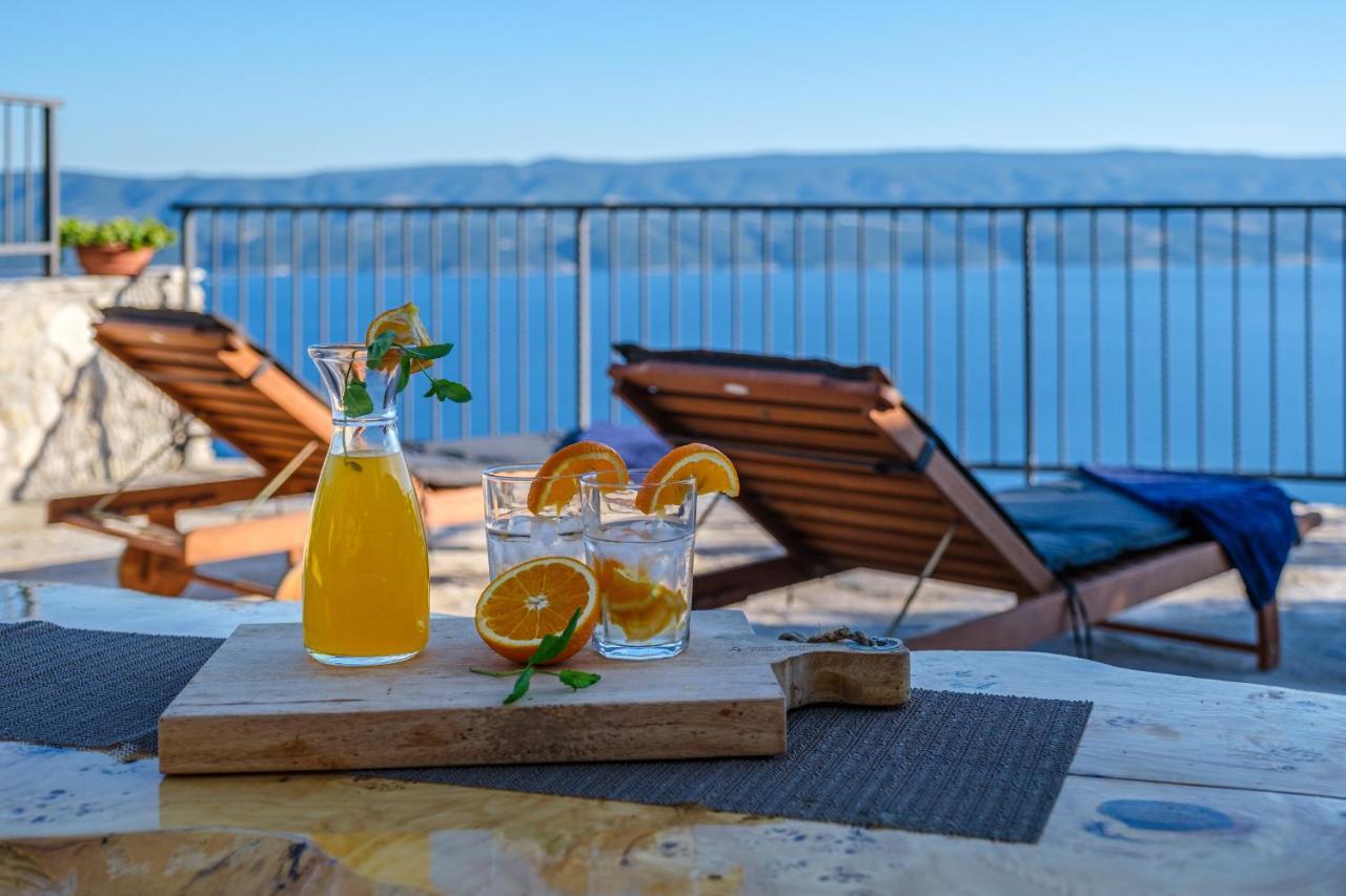 Villa Secluded Paradise Omiš Exteriör bild